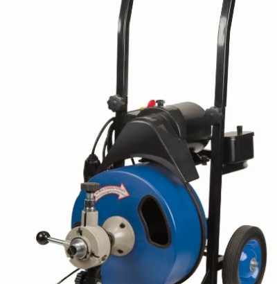 plomero con sonda eléctrica