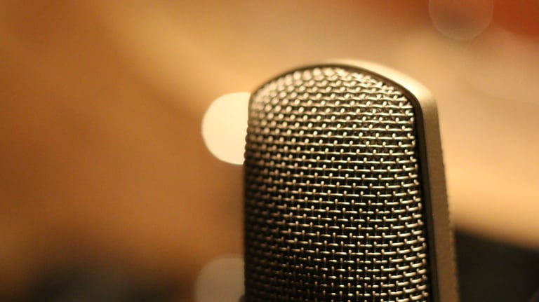 microphone portrait photography
