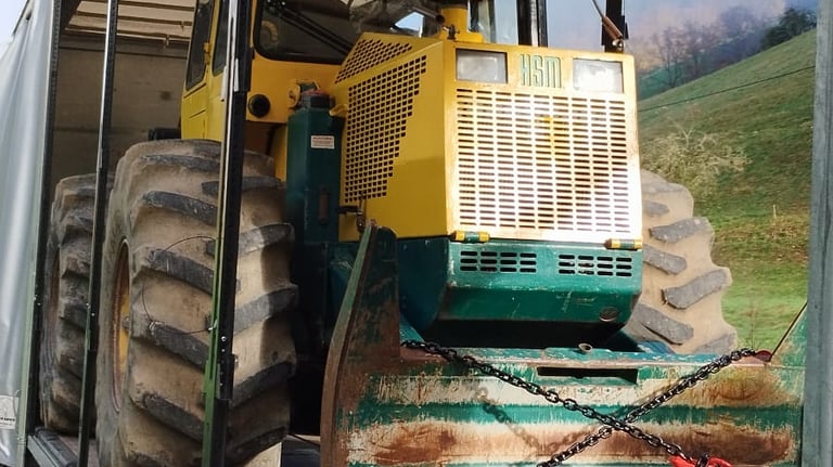 Transport Traktor 8 to. von Darmstadt nach Freiburg