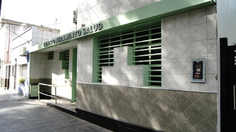 Centro Juramento Salud Frente