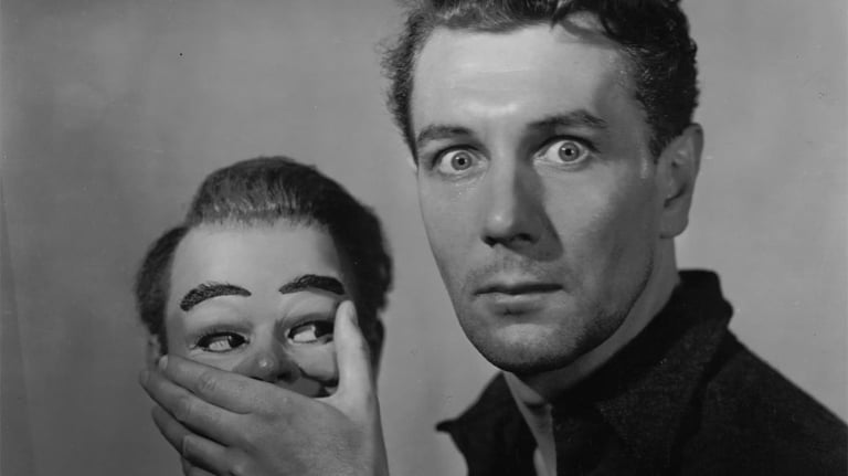 A screenshot from the film Dead of Night