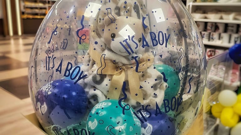 Dovanos baliono viduje, pakavimas baliono viduje, Panevėžyje. LeRo Party lero.lt