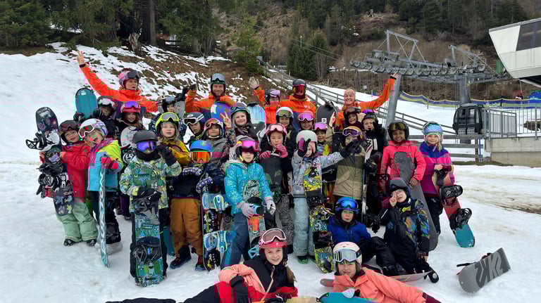 ski und snowboard wochen für Kindergarten und Schulen