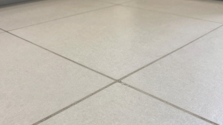 Commercial restroom tile and grout cleaning services for businesses