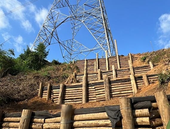 Contenção de erosao