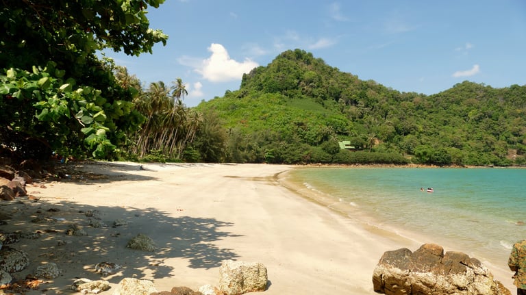 TongTom, Sawi Chumphon