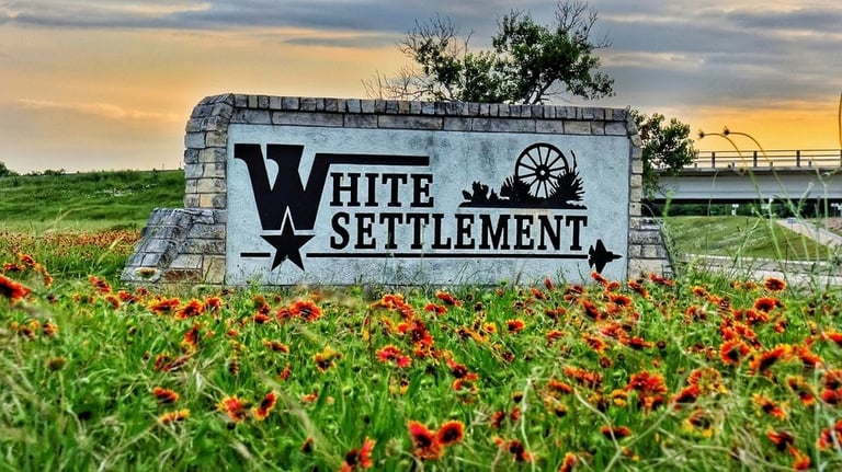 White Settlement Signage