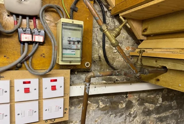 UK home with unsafe electrical wiring posing fire hazard qualifying for stamp duty rebate