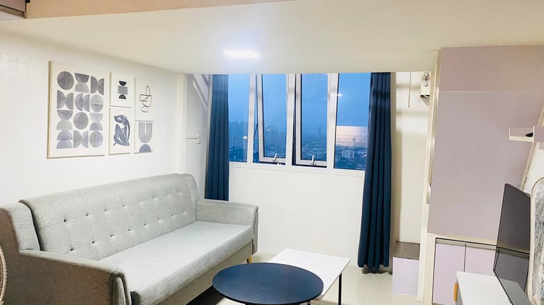 Fully furnished M Loft Unit in Silk Residences