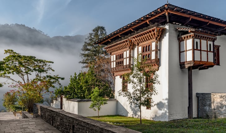 amankora-punakha-bhutan-lodge-exterior