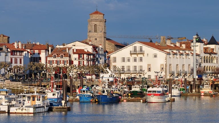 Saint jean de Luz fisherman village tours