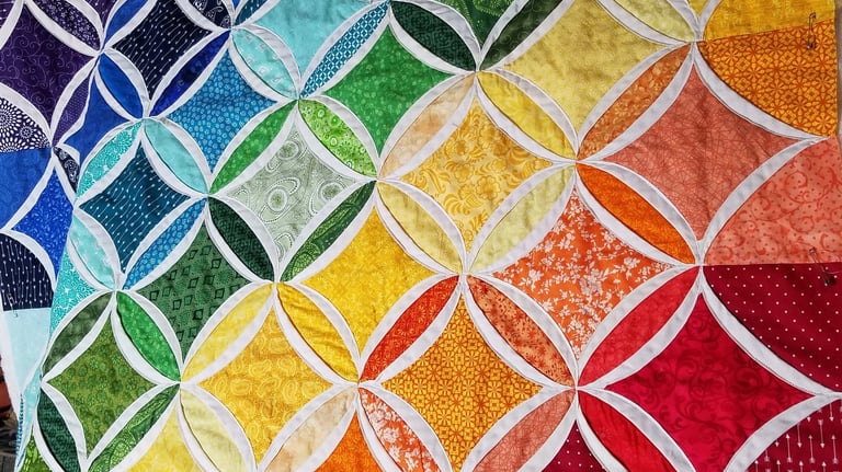 Easy Cathedral Windows Quilt Tutorial by Missouri Star Quilt Company