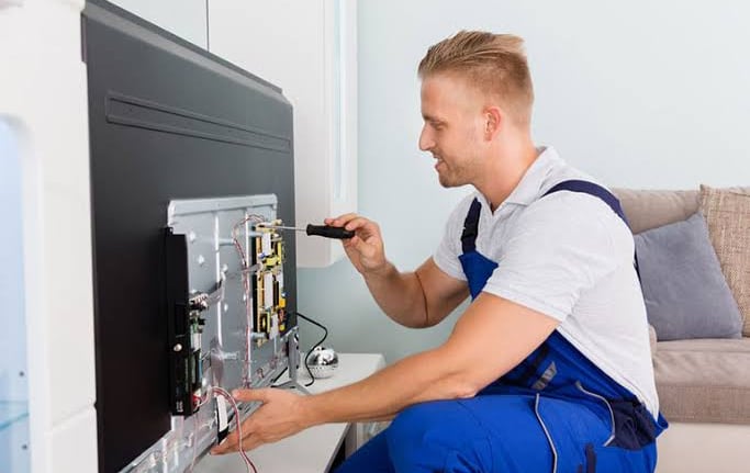 LED TV Repair Hub – Best LED TV repair service center in Delhi NCR with expert engineer support