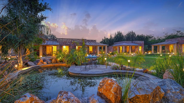 aranya vilas resort in ranthambore national park