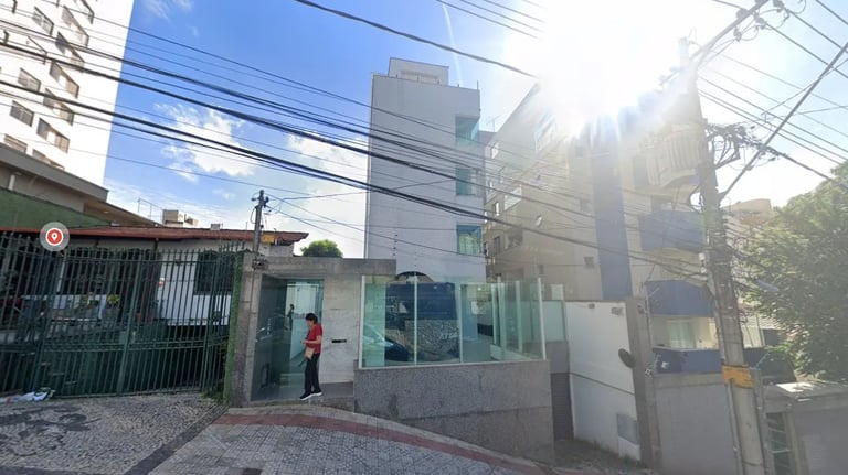 serviço de inspeção predial feito por um engenheiro para garantir a segurança