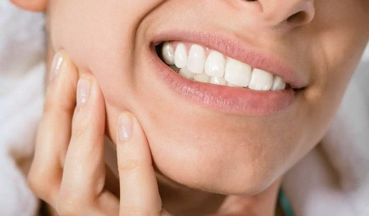 Tratamiento de dolor de bruxismo con masaje y ejercicios en Toledo