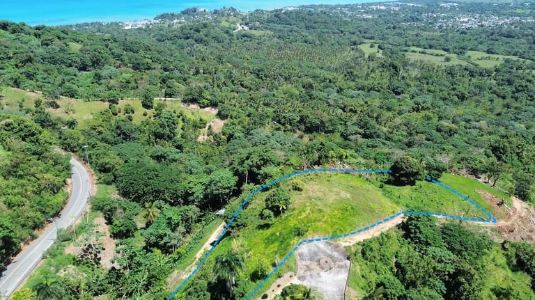 Click to enlarge - Land for Sale Confotur