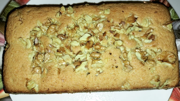Banana Walnut Cake
