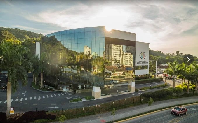  Hospital de Olhos Sadalla Amin Ghanem