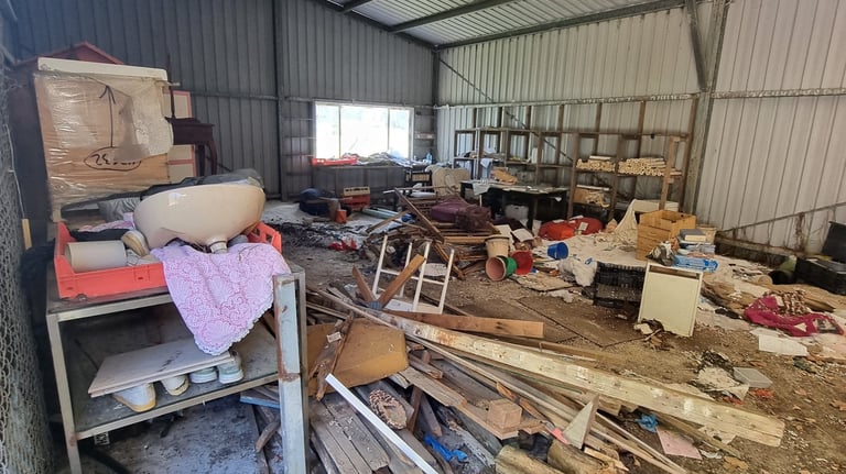 Asquith house rubbish clearing