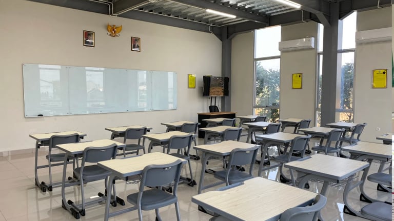 ruang kelas smk asy syarif mitra industri