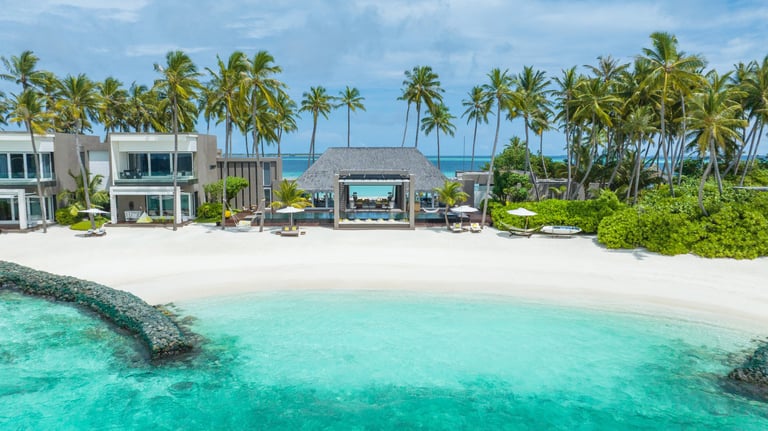 a beachfront home with a view of the ocean, Cheval Blanc Randheli