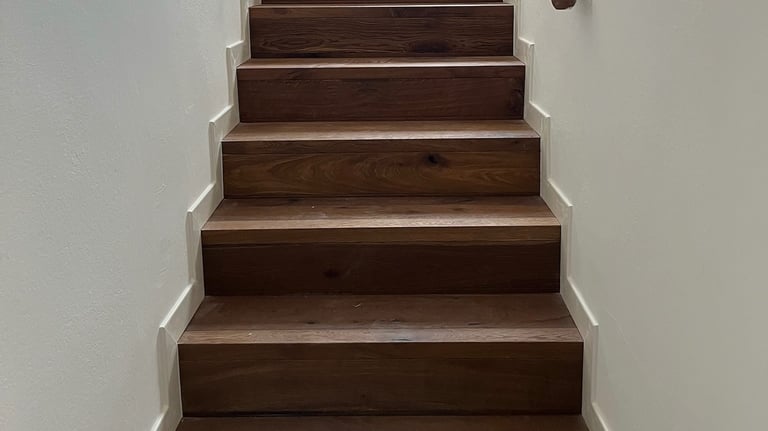 posa battiscopa, scala, angolatura, definizione, legno