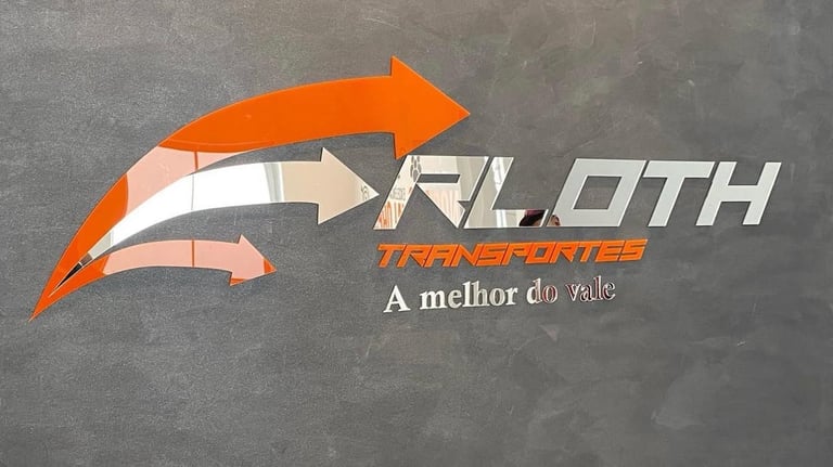 Letreiro para fachada comercial com iluminação em Jacareí