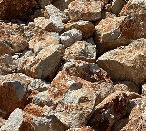 Μπάζα και υλικά επίχωσης για κατασκευαστικές εργασίες