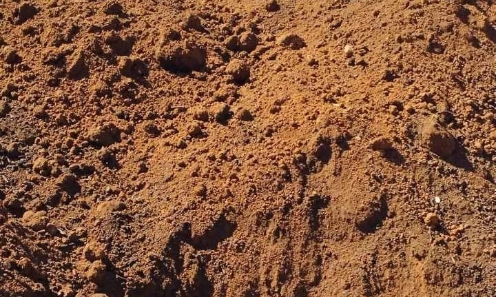 Χώμα κατάλληλο για κήπους και φυτεύσεις