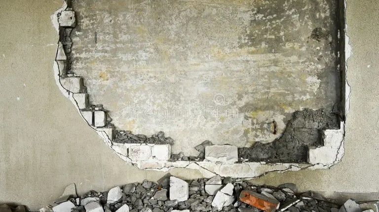 demolizione di un muro