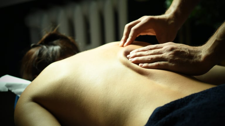 masaż tkanek głębokich