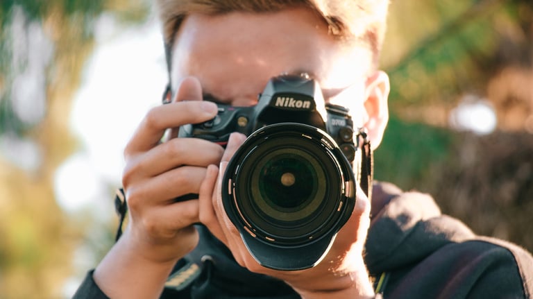 Le service de conciergerie inclut la prise de photos professionnelles pour optimiser votre annonce