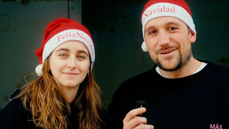 Voluntarios en valencia por la dana en navidad