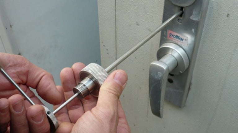 kasa açma, kasanın şifresini unuttum, kasa, para kasası, şifreli kasa, çelik kasa