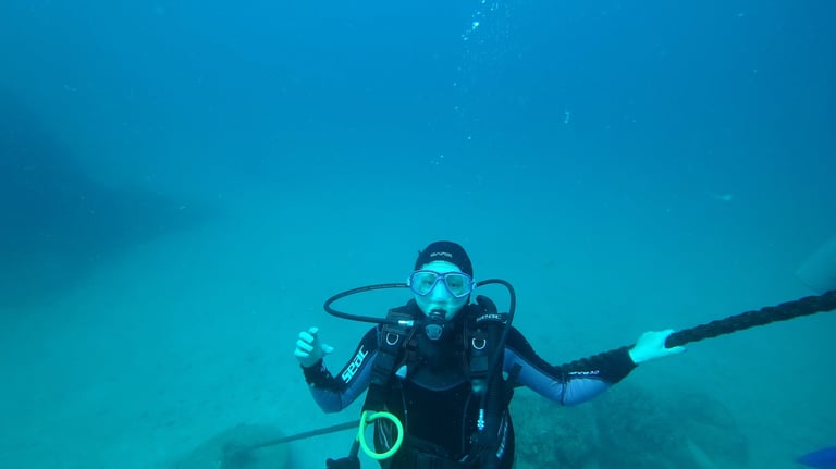Janet at the rope at Cano Island reserve
