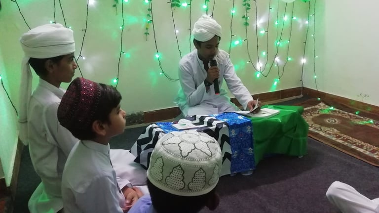 madrasa-qurania-student-compere-program.jpg