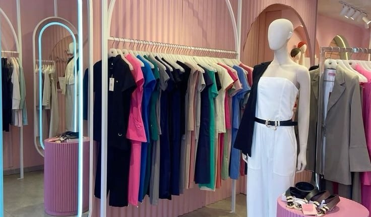 Trendy casual outfit with accessories