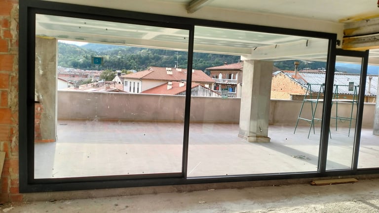 finestres aluminis vic