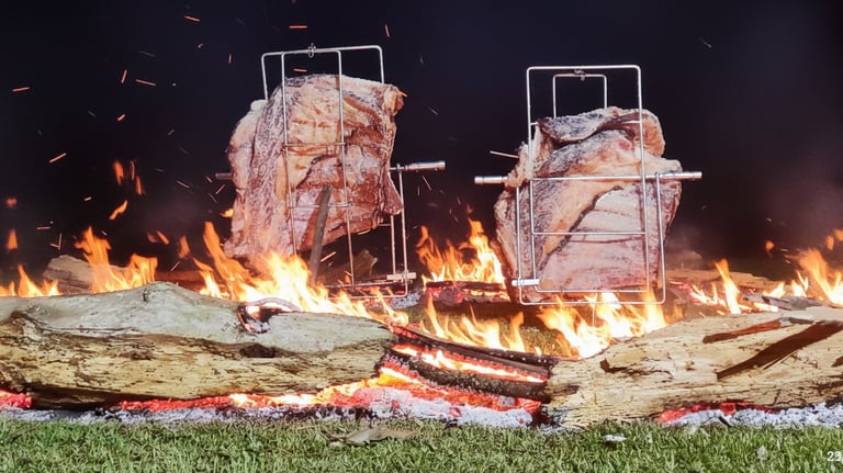 Gastronomia de origem: churrasco fogo de chão noturno no Rancho São Bento. (72 caracteres)