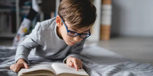 lecture difficultés apprentissage enfant soutien scolaire visio hautes-pyrénées