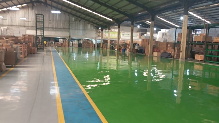 Pengerjaan Anti-Static Floor Epoxy oleh PT Bangun Konstruksi Hutama