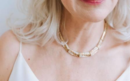 decollete da migliorare con i trattamenti di Medicina estetica del Dott. Porro