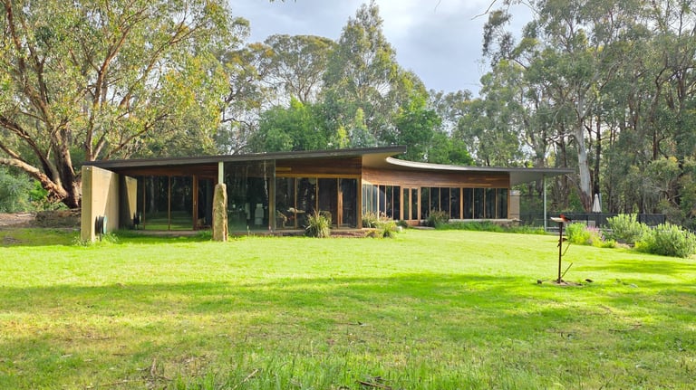 Beautiful home in park like garden