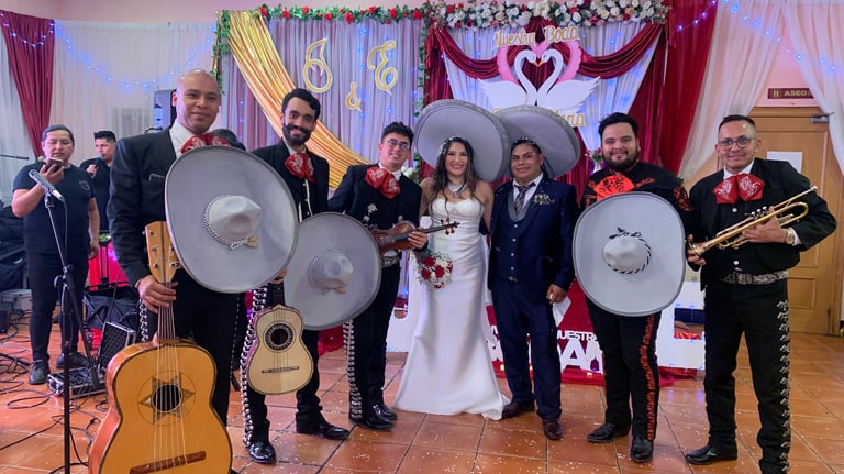 Mariachi en cóctel de boda en Madrid