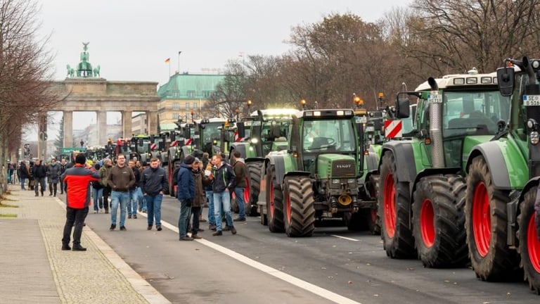 En Europe, les agriculteurs s’invitent sur la scène politique et font pression sur les gouvernements