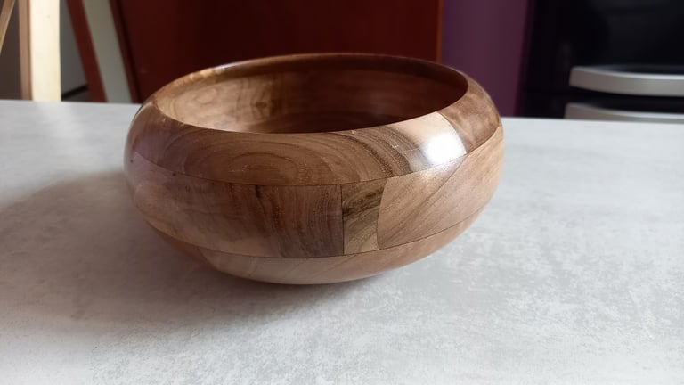 coupe de fruits en bois exotique collé