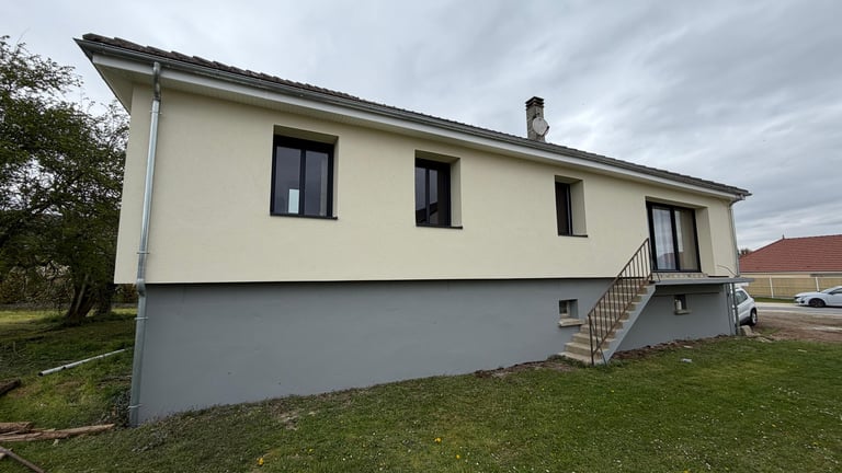 façade maison terminée chantier ite PAYNS 10