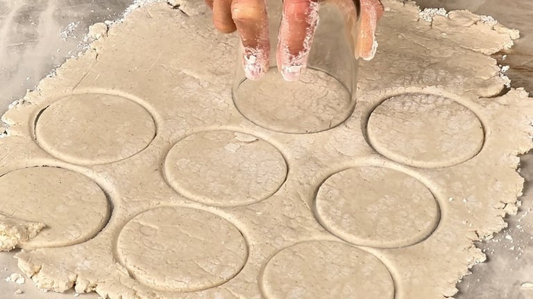 Cut the dough into circles of your preferred size