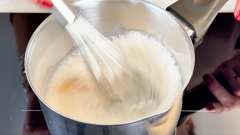 Unisci gli ingredienti della crema di riso al cocco